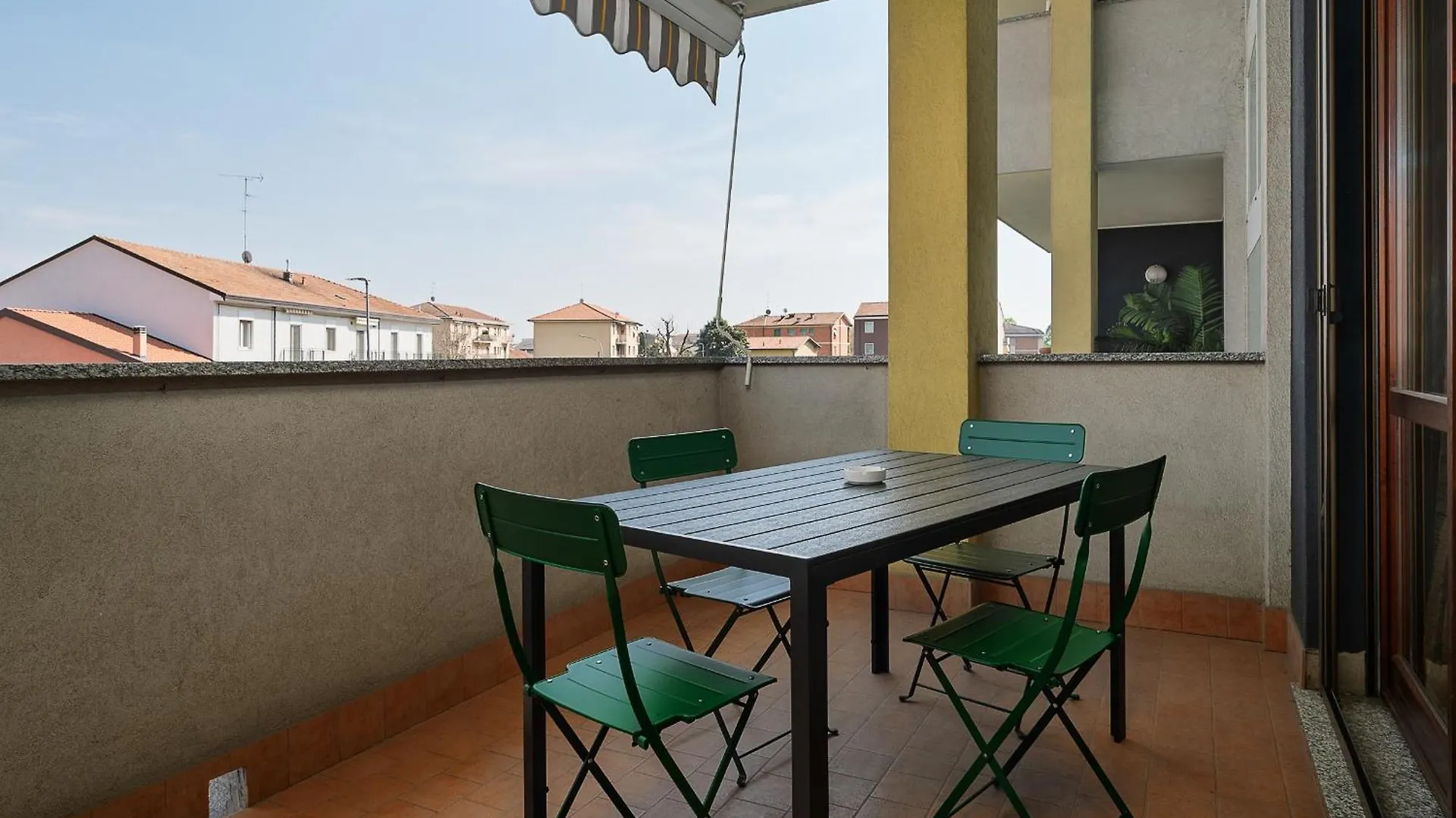 Ferienwohnung New - Parking - 10 Min From Fiera Mirho - Sleeps 4 Baranzate Italien